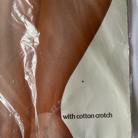 Underalls Coloralls Pantyhose Size AB Pink Panty Nude Legs Sandalfoot Vtg 1985 - Picture 2 of 8